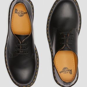 DOCTOR MARTENS OXFORDS